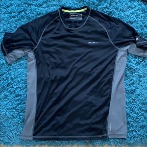 Eddie Bauer Active t shirt large
